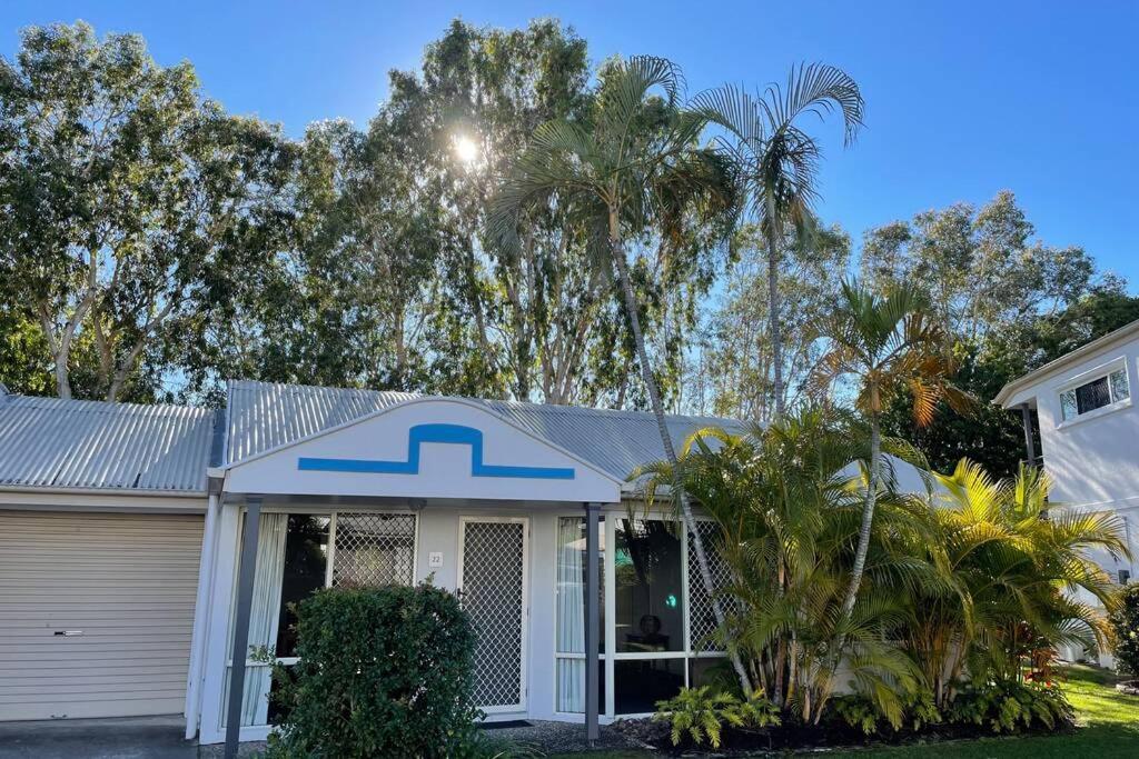 2 Bedroom Ground Level Villa In Tropical 4* Resort Noosaville Exterior foto