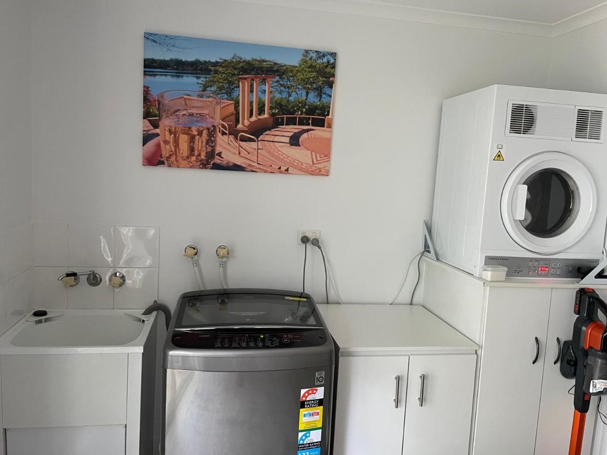 2 Bedroom Ground Level Villa In Tropical 4* Resort Noosaville Exterior foto